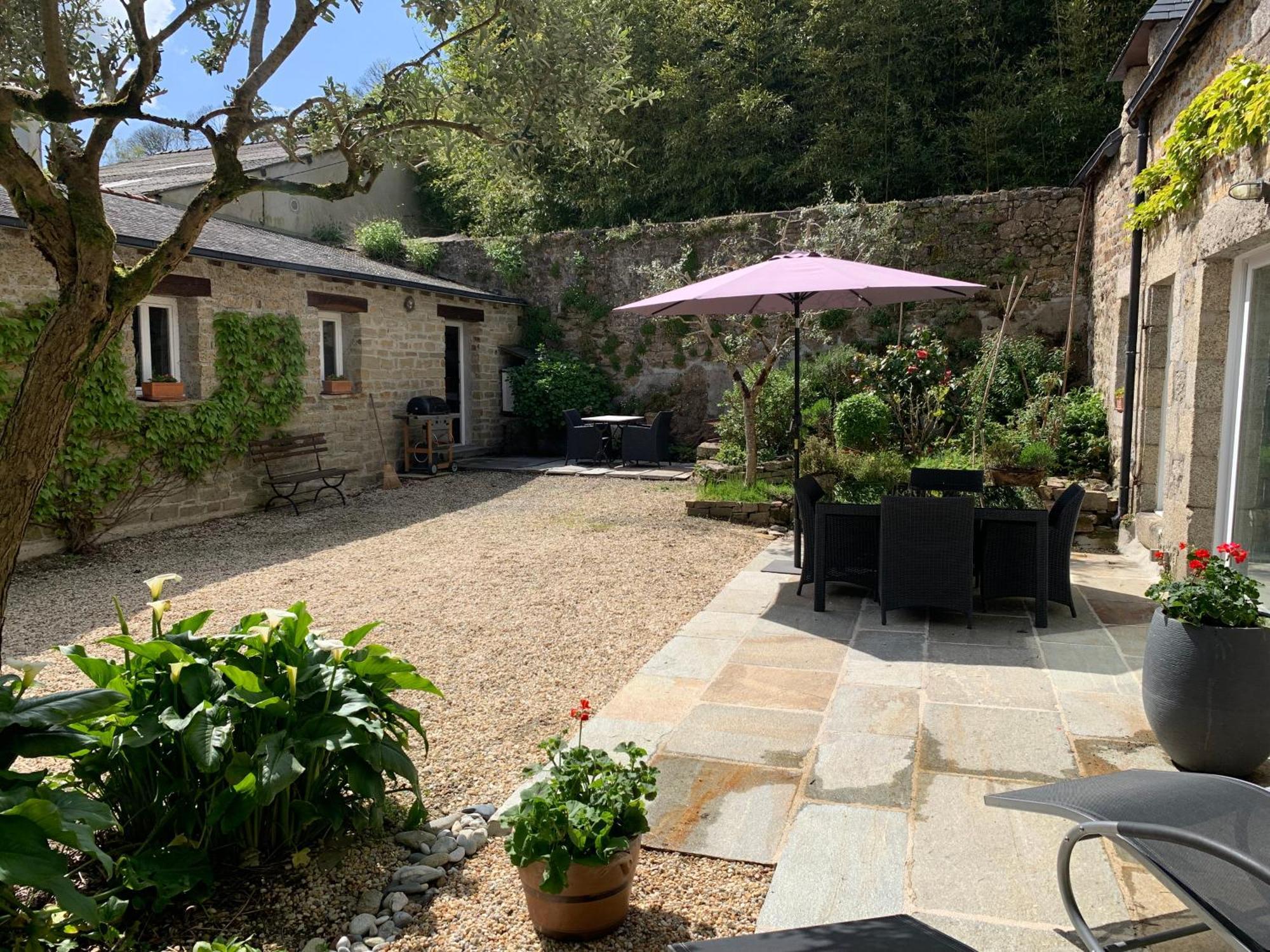 La Petite Cour Villa Pont-Aven Exterior photo